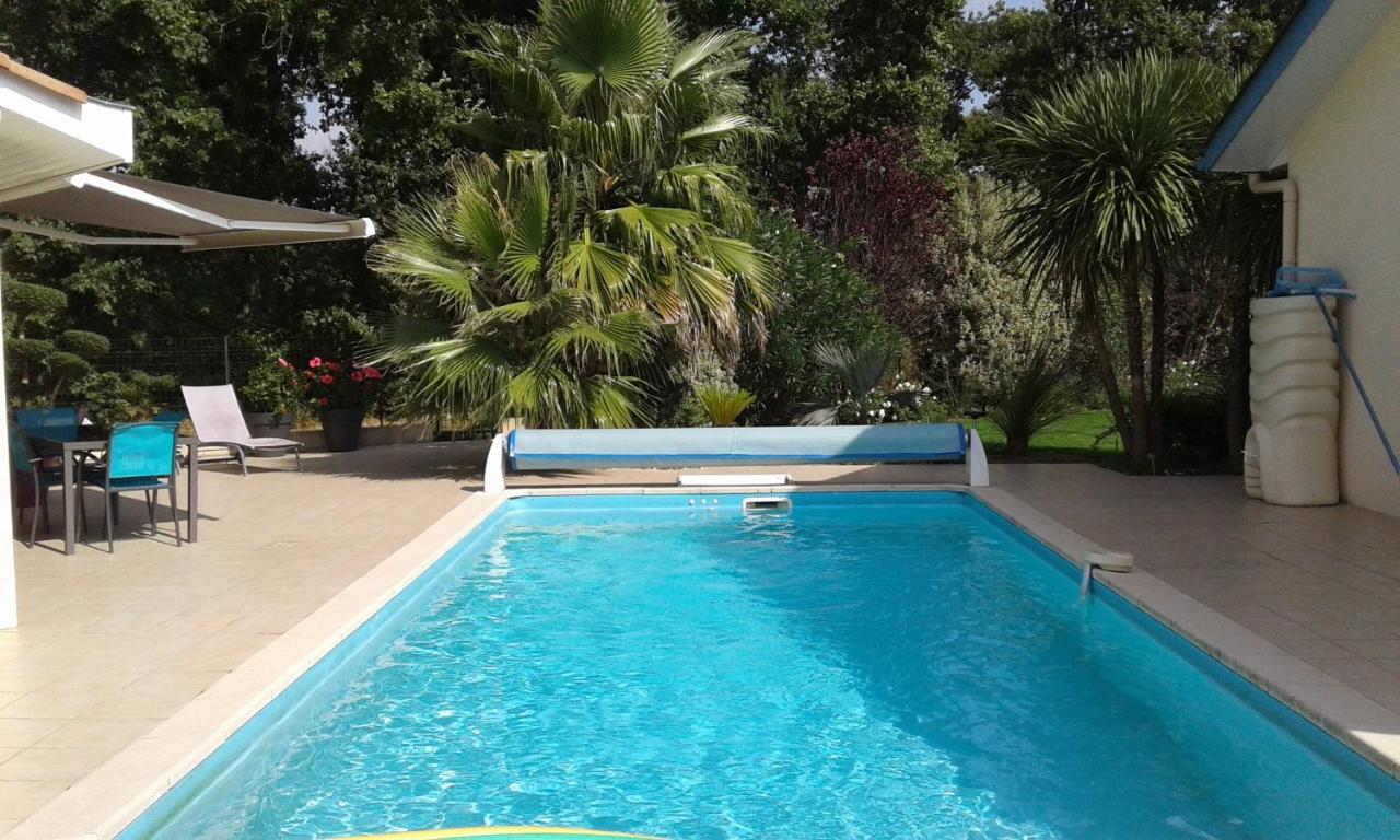 Gite T2 Tarnos Avec Piscine Exterior photo